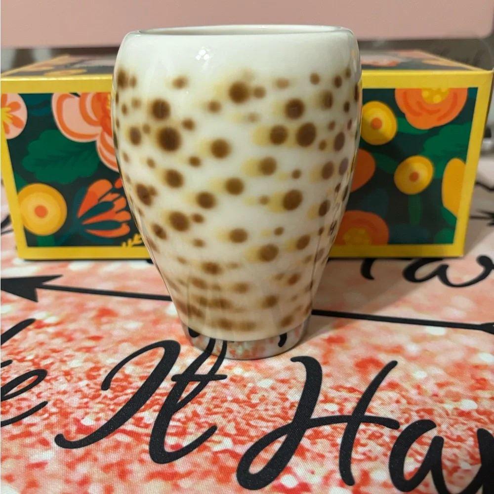 Bathroom Seashell Cup